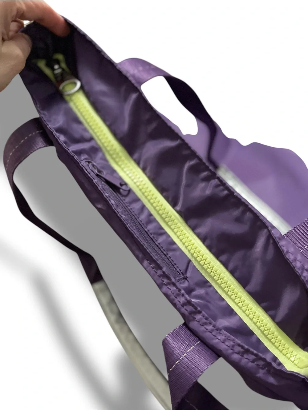 Rare Earth by Stone Mountain Nylon Travel Tote Bag Purple Lime Green